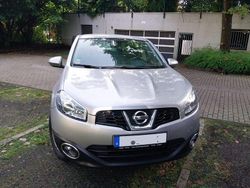 Silber Gebraucht 2012 Nissan Qashqai Acenta SUV | 8.500 € (Fairer Preis)