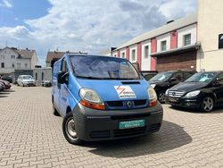 Blau Gebraucht 2004 Renault Trafic Van | 5.999 €