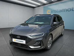 Grau Gebraucht 2024 Ford Focus ST-Line Kombi | 28.199 € (Fairer Preis)