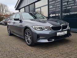 Grau Gebraucht 2021 BMW 318 Sport Line Limousine | 21.990 € (Guter Preis)