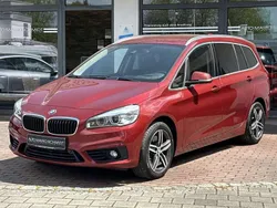 Rot Gebraucht 2016 BMW 220 Sport Line Van / Kleinbus | 10.450 € (Guter Preis)