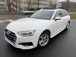 Weiß Gebraucht 2022 Audi A4 Advanced Kombi | 16.950 € (Fairer Preis)
