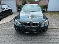 Grün Gebraucht 2009 BMW 330 Kombi | 6.500 € (Guter Preis)