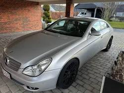 Silber Gebraucht 2007 Mercedes CLS350 Limousine | 5.000 €