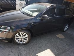 Schwarz Gebraucht 2017 Skoda Octavia Style Kombi | 11.590 €