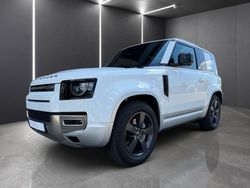 Weiß Gebraucht 2023 Land Rover Defender SUV | 89.900 € (Teuer)