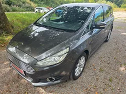 Braun Gebraucht 2015 Ford S-MAX Titanium Van / Kleinbus | 11.489 € (Guter Preis)