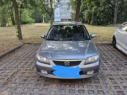 Grau Gebraucht 1994 Mazda 323F Limousine | 1.000 €