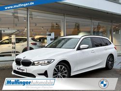 Weiß Gebraucht 2021 BMW 330 Sport Line Limousine | 31.900 € (Guter Preis)