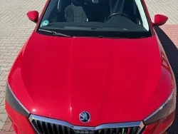 Rot Gebraucht 2021 Skoda Scala Kleinwagen | 17.400 € (Fairer Preis)