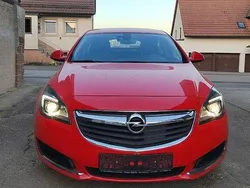 Rot Gebraucht 2015 Opel Insignia Limousine | 6.800 € (Fairer Preis)