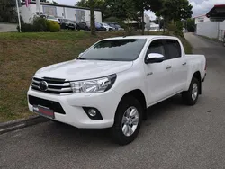 Schneeweiß Gebraucht 2018 Toyota HiLux Comfort Abholung | 22.500 € (Teuer)