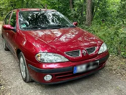Rot Gebraucht 2001 Renault Mégane Limousine | 1.700 € (Fairer Preis)