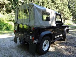 Schwarz Gebraucht 2004 Land Rover Defender SUV | 49.000 €
