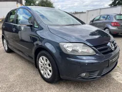 Blau Gebraucht 2005 VW Golf Plus Comfortline Van / Kleinbus | 3.990 € (Fairer Preis)