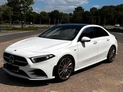 Weiß Gebraucht 2019 Mercedes A250 Edition Limousine | 30.000 € (Teuer)