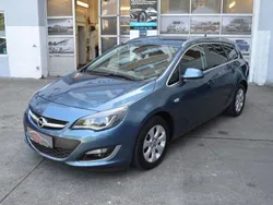 Blau Gebraucht 2015 Opel Astra Exklusiv Kombi | 5.490 € (Superpreis)