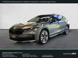 Grau Neu 2025 Skoda Superb SportLine Kombi | 52.690 € (Etwas zu teuer)