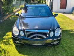 Schwarz Gebraucht 2007 Mercedes E320 Avantgarde Kombi | 8.299 € (Teuer)
