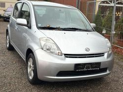 Silber Gebraucht 2008 Daihatsu Sirion Kleinwagen | 1.950 € (Fairer Preis)
