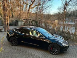 Schwarz Gebraucht 2019 Tesla Model 3 Performance Limousine | 28.000 € (Teuer)