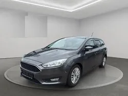 Grau Gebraucht 2015 Ford Focus Business Edition Kombi | 5.900 € (Guter Preis)
