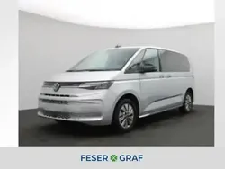 Reflexsilber Gebraucht 2024 VW Multivan Van / Kleinbus | 52.990 € (Guter Preis)