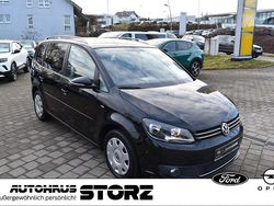 Schwarz Gebraucht 2013 VW Touran Life Van / Kleinbus | 6.790 € (Guter Preis)