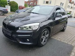 Schwarz Gebraucht 2017 BMW 216 Active Tourer Sport Line Van / Kleinbus | 13.990 € (Etwas zu teuer)