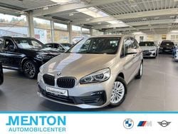 Kaschmirsilber metallic Gebraucht 2021 BMW 218 Active Tourer Advantage Van / Kleinbus | 19.990 € (Superpreis)