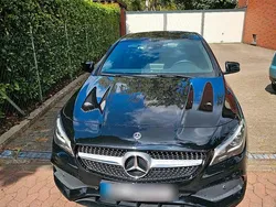 Schwarz Gebraucht 2019 Mercedes CLA180 Shooting Brake AMG Kombi | 22.000 €