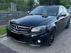Schwarz Gebraucht 2009 Mercedes C350 AMG Limousine | 9.900 € (Fairer Preis)