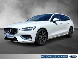 Weiß Gebraucht 2019 Volvo V60 Inscription Kombi | 21.500 € (Fairer Preis)