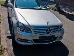 Grau Gebraucht 2013 Mercedes C220 Avantgarde Limousine | 11.000 € (Fairer Preis)