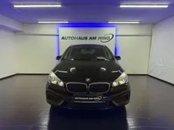 Schwarz Gebraucht 2015 BMW 218 Active Tourer Performance Van / Kleinbus | 11.999 € (Fairer Preis)