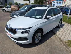 Moonweiss metallic Neu 2025 Skoda Kamiq Selection SUV | 28.980 € (Fairer Preis)