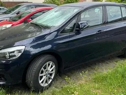 Blau Gebraucht 2016 BMW 218 Gran Tourer Advantage Van / Kleinbus | 15.500 € (Guter Preis)