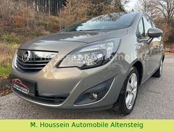 Grau Gebraucht 2010 Opel Meriva Innovation Van / Kleinbus | 3.799 € (Etwas zu teuer)