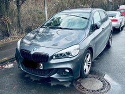 Grau Gebraucht 2017 BMW 220 Active Tourer M Sport Van / Kleinbus | 16.500 € (Guter Preis)