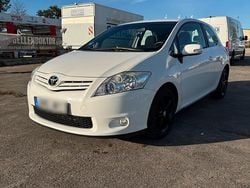 Weiß Gebraucht 2012 Toyota Auris Coupé | 5.900 € (Fairer Preis)