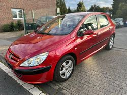 Rot Gebraucht 2005 Peugeot 307 Premium Limousine | 2.999 € (Fairer Preis)