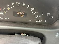 Silber Gebraucht 2003 Mercedes Vaneo Van / Kleinbus | 800 € (Superpreis)