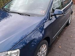 Blau Gebraucht 2006 VW Passat Kombi | 2.888 € (Fairer Preis)