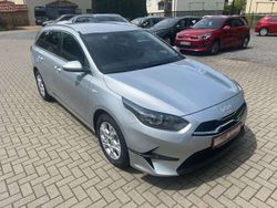 Silber Gebraucht 2024 Kia Ceed Sportswagon Kombi | 25.990 € (Guter Preis)