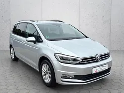 Silber Gebraucht 2016 VW Touran Comfortline Van / Kleinbus | 17.990 € (Superpreis)