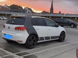 Weiß Gebraucht 2009 VW Golf VI Trendline Limousine | 5.555 € (Etwas zu teuer)