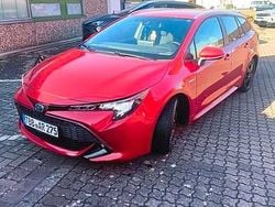 Rot Gebraucht 2019 Toyota Corolla Hybrid Kombi | 15.000 € (Guter Preis)
