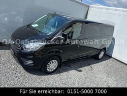 Schwarz Gebraucht 2022 Ford Tourneo Van / Kleinbus | 31.990 € (Guter Preis)