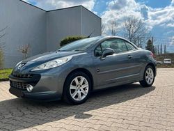 Grau Gebraucht 2009 Peugeot 207 CC Cabrio | 2.800 € (Guter Preis)