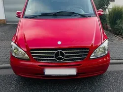 Rot Gebraucht 2004 Mercedes Viano Van / Kleinbus | 4.750 €
